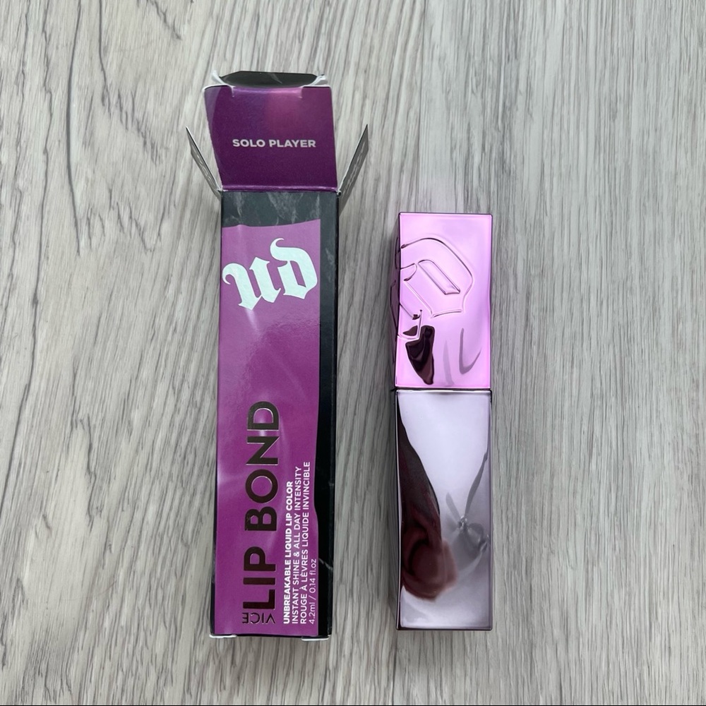 Urban Decay Vice Lip Bond Glossy Liquid Lipstick (Solo Player)